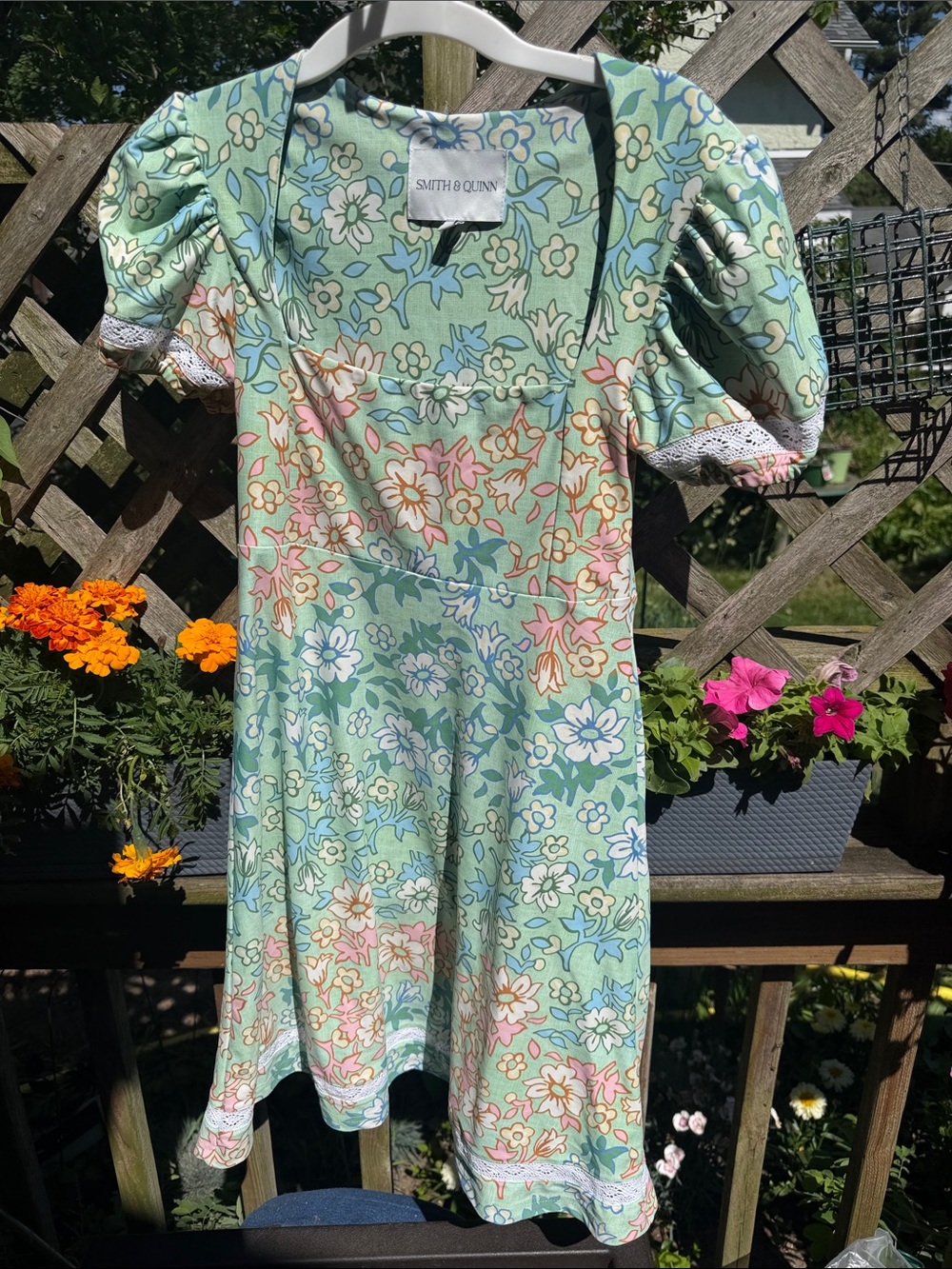 SMITH & QUINN Mint Floral Puff-Sleeve Mini Dress